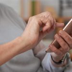 <strong>El Municipio lanza un taller intensivo de uso de celulares para adultos mayores</strong>
