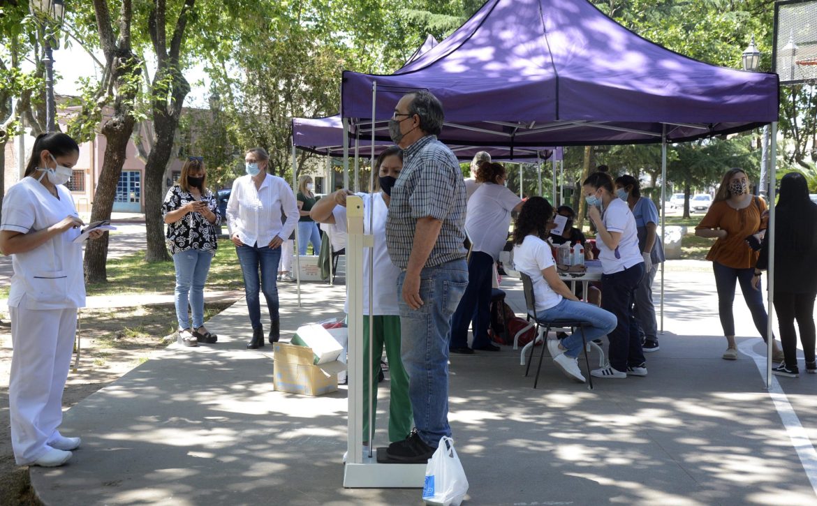 En el Día Mundial de la Diabetes, personal de la Secretaría de Salud realizará los controles en la plaza Italia