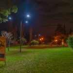 Espacios públicos: refuerzan la iluminación de la plaza del Banco Provincia